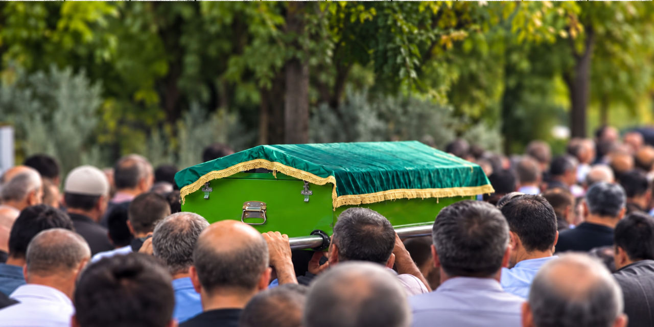 2 arkadaşıyla öldürülmüştü! Konya’da toprağa verildi 3